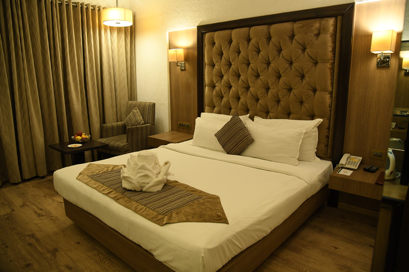 EXECUTIVE DELUXE ROOM